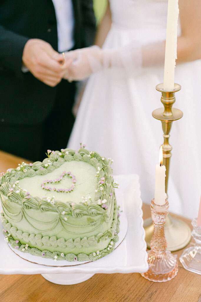 Green garden party wedding cake by Flour Child Bakery in Hudson Valley, New York.